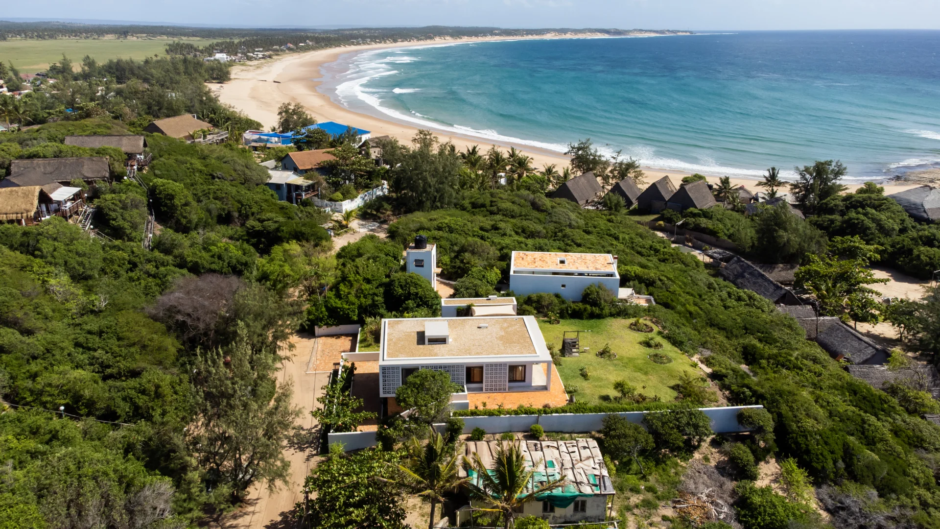 Duna Sonambula Main Villa Exterior Tofo